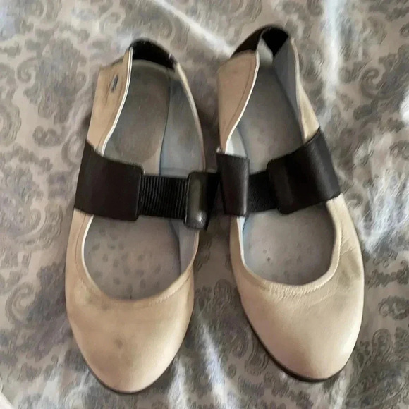 Cloud genuine leather Mary Janes - Picture 2 of 9